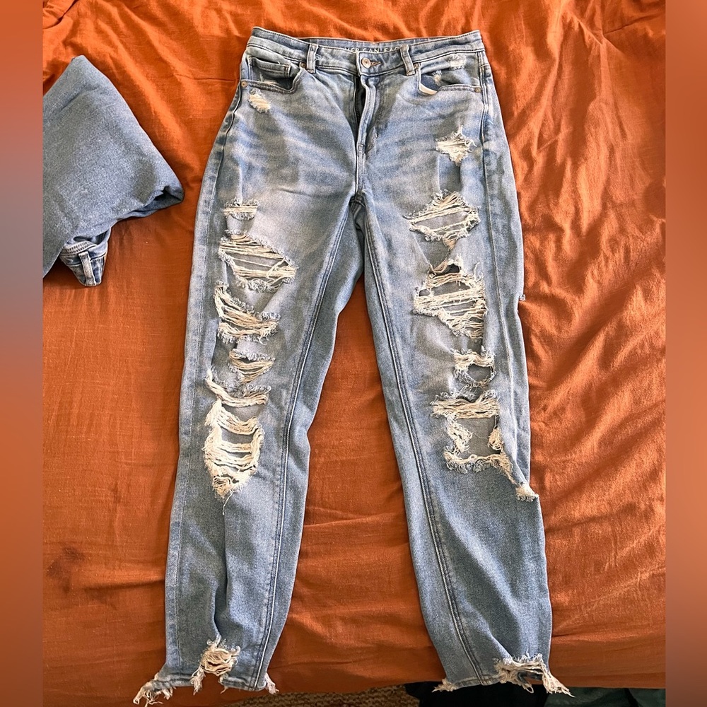 women’s american eagle stretch mom jeans